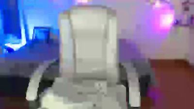 Tiana_27 live cam on Cam4