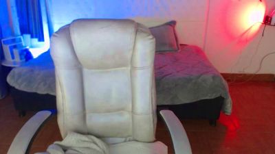 Tiana_27 live cam on Cam4