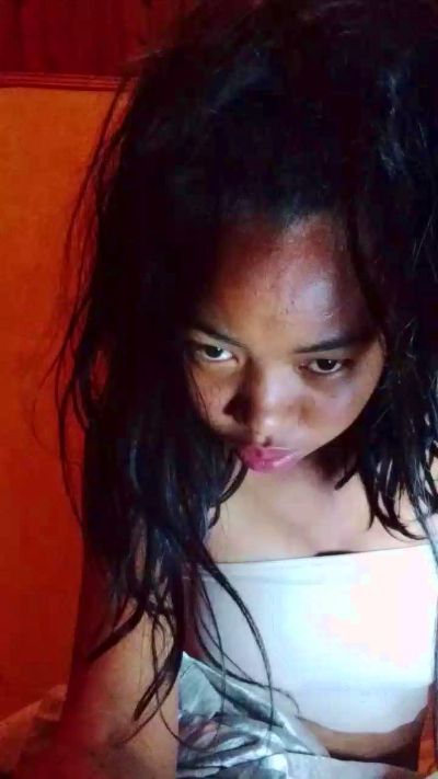 Tiavina07 live cam on Cam4