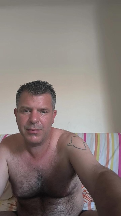 Tibal87 live cam on Cam4
