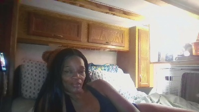 Tierrahmarie live cam on Cam4