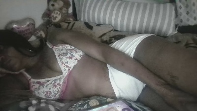 Tierrahmarie live cam on Cam4