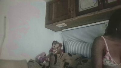 Tierrahmarie live cam on Cam4