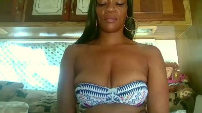 Tierrahmarie live cam on Cam4