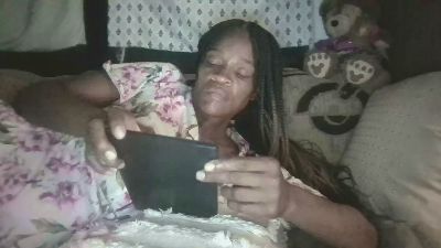 Tierrahmarie live cam on Cam4
