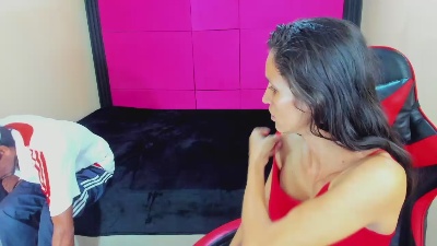 TifanyAndJuli live cam on Cam4