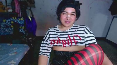 Tiff_Styles live cam on Cam4