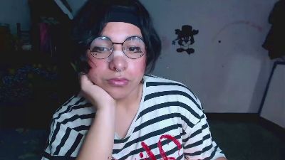 Tiff_Styles live cam on Cam4