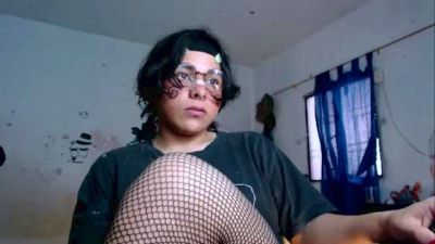 Tiff_Styles live cam on Cam4