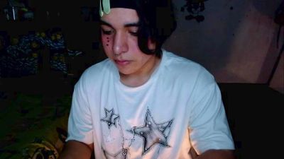 Tiff_Styles live cam on Cam4