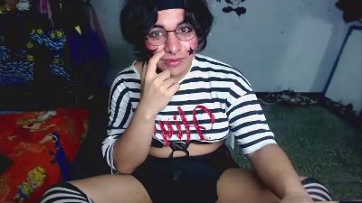 Tiff_Styles live cam on Cam4