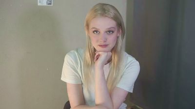 TiffaniTelle live cam on Cam4