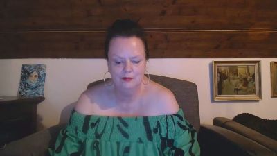 TiffanyMilf live cam on Cam4