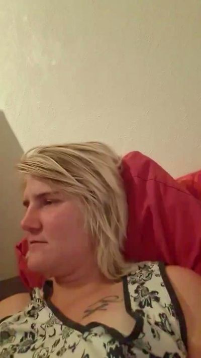 Tilldizzen94 live cam on Cam4