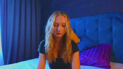 TinaPage live cam on Cam4