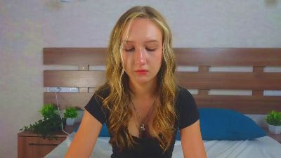 TinaPage live cam on Cam4