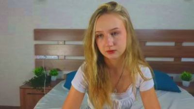 TinaPage live cam on Cam4