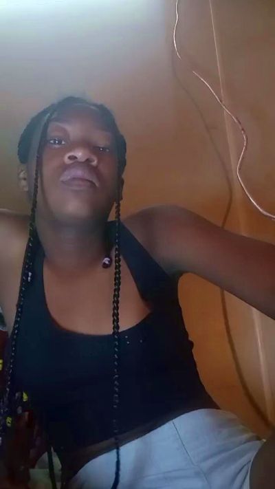 Tinaahh live cam on Cam4