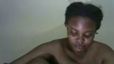 Tinah1994 live cam on Cam4