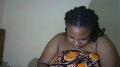 Tinah1994 live cam on Cam4