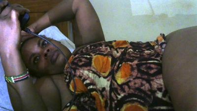 Tinah1994 live cam on Cam4