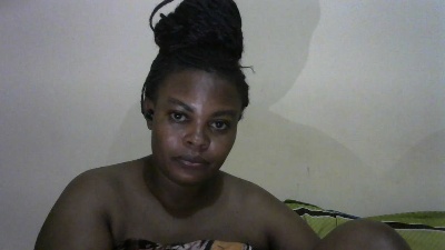 Tinah1994 live cam on Cam4