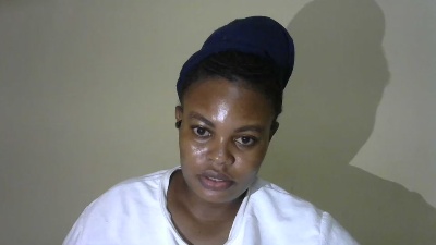 Tinah1994 live cam on Cam4