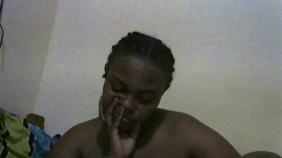 Tinah1994 live cam on Cam4