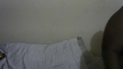 Tinah1994 live cam on Cam4