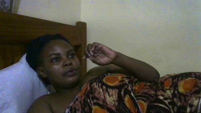 Tinah1994 live cam on Cam4