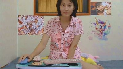Tinaluna live cam on Cam4