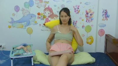 Tinaluna live cam on Cam4