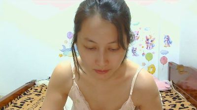 Tinaluna live cam on Cam4