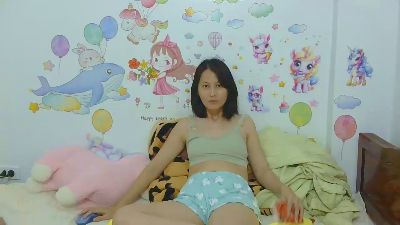 Tinaluna live cam on Cam4