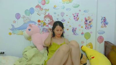 Tinaluna live cam on Cam4