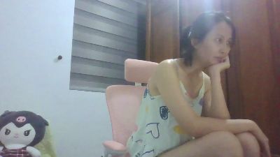 Tinaluna live cam on Cam4