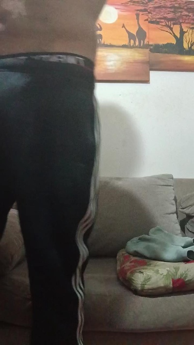 Tinchitoo live cam on Cam4