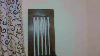 Tinny_Sexee live cam on Cam4