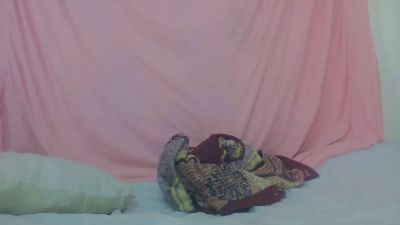 Tinny_Sexee live cam on Cam4