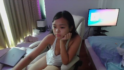 TinyLittleLisa live cam on Cam4