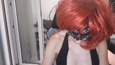 TinyWife live cam on Cam4