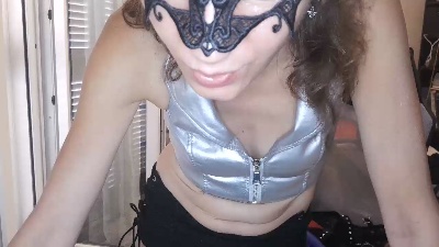 TinyWife live cam on Cam4