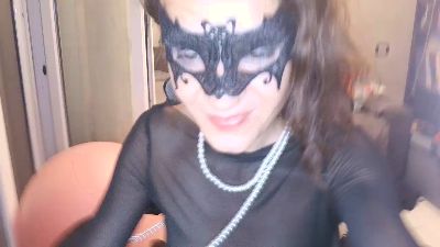 TinyWife live cam on Cam4
