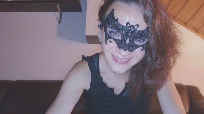 TinyWife live cam on Cam4