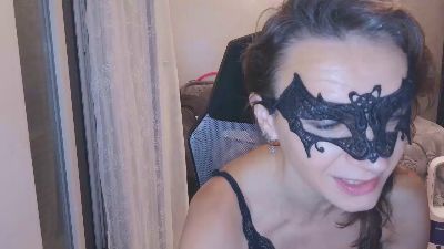 TinyWife live cam on Cam4