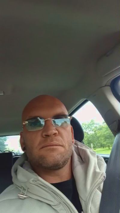 Tinytairap live cam on Cam4