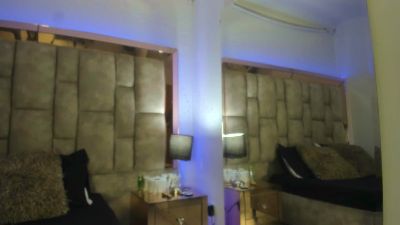 Titan_Moreno live cam on Cam4