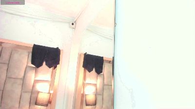 Titan_Moreno live cam on Cam4