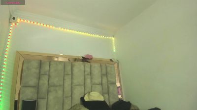 Titan_Moreno live cam on Cam4