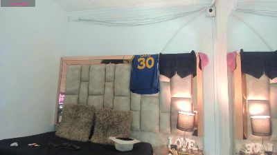 Titan_Moreno live cam on Cam4